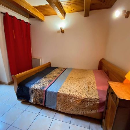 Appartement 4 Pers Plein Centre Ville, Wifi, Balcon Laragne-Monteglin Kültér fotó