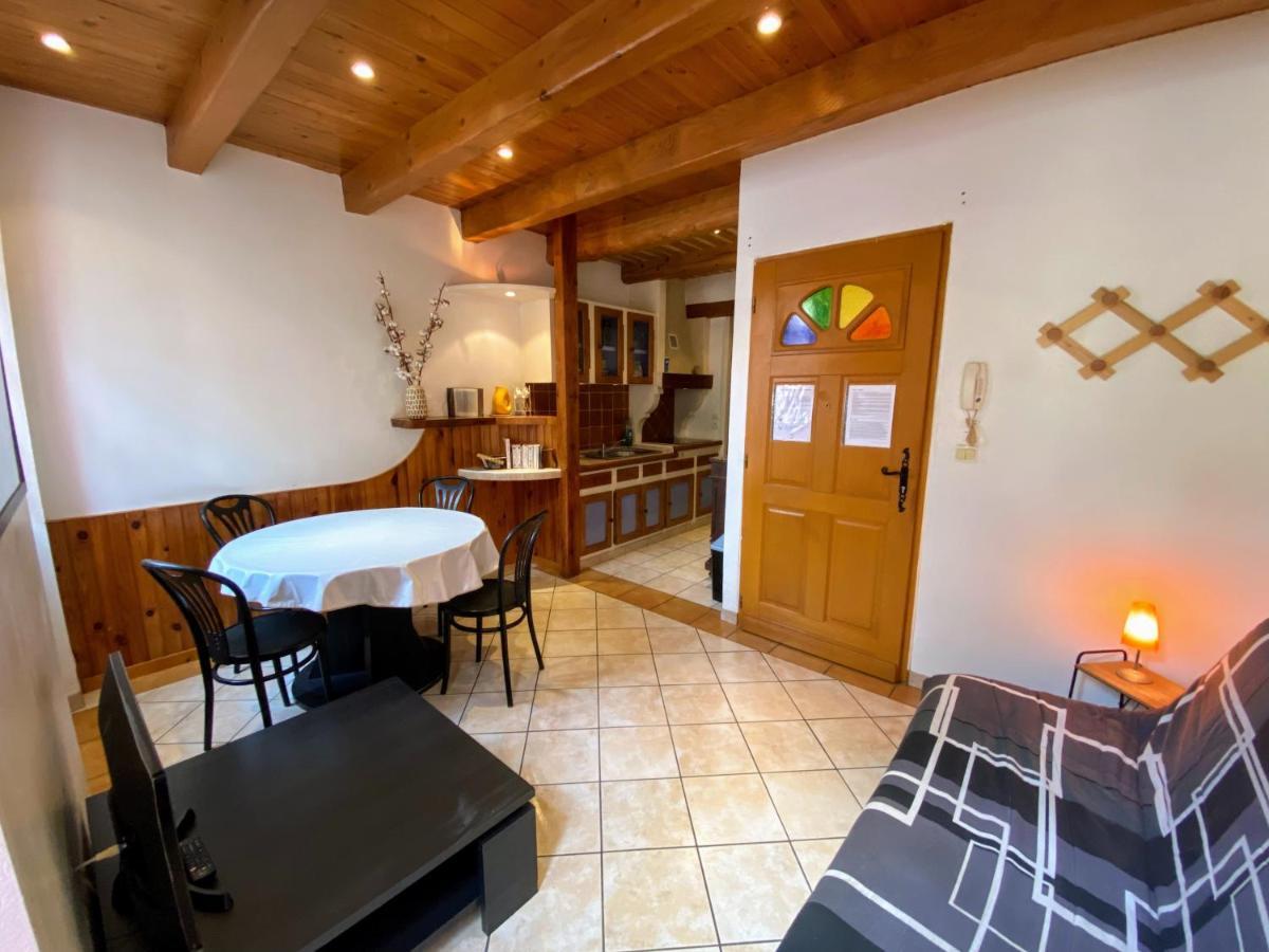 Appartement 4 Pers Plein Centre Ville, Wifi, Balcon Laragne-Monteglin Kültér fotó